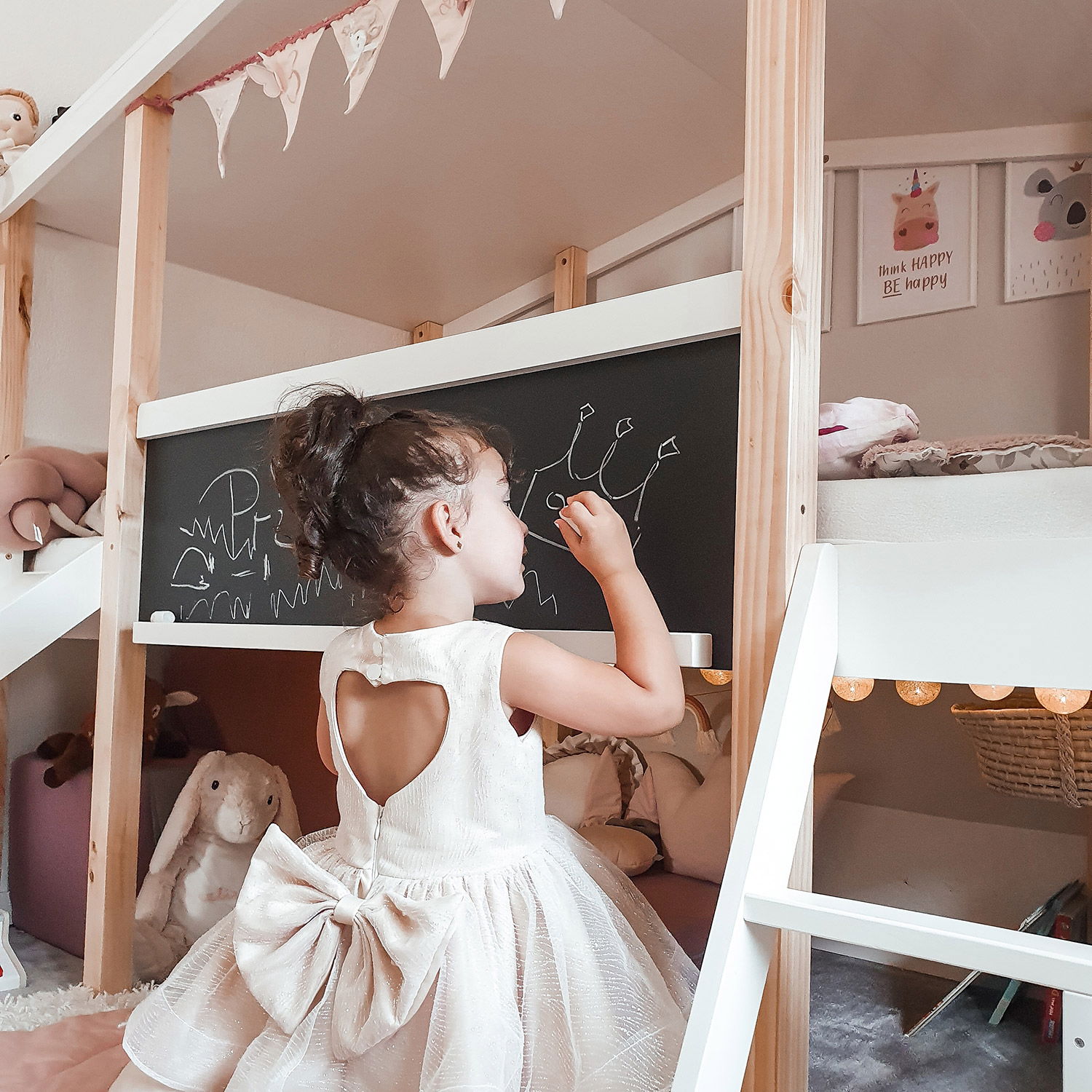 Łóżko domek Cory biały/sosnowy 90 x 200 cm