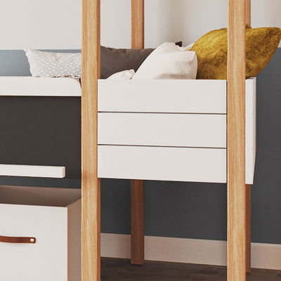 Rutsche abbauen und Cory Rausfallschutz montieren, damit die Sicherheit gewährleistet bleibt. Rutsche abbauen und Cory Rausfallschutz montieren, damit die Sicherheit gewährleistet bleibt.